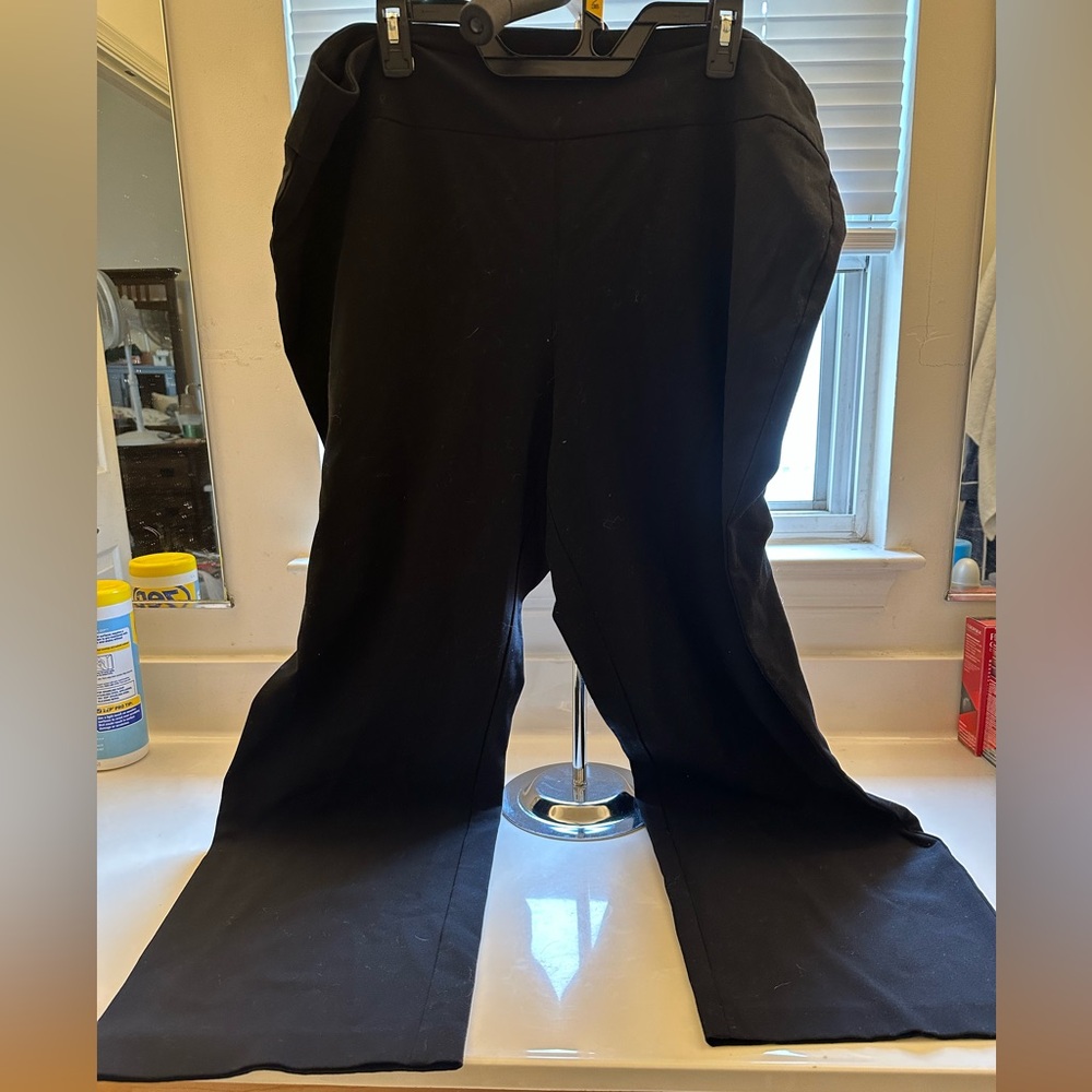 Black trousers